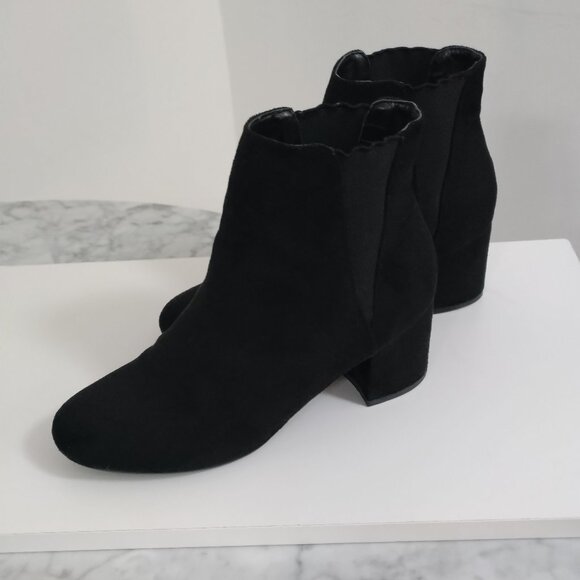 le chateau Shoes - Le Chateau Vegan Suede Chunky Heel Booties